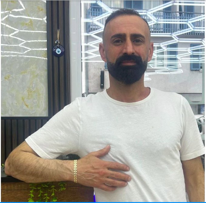 Metin – Manager und Barbier bei REBEL